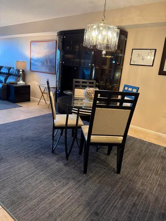 $2,200 | 2761 Village Boulevard, Unit 305, West Palm Beach, FL 33409