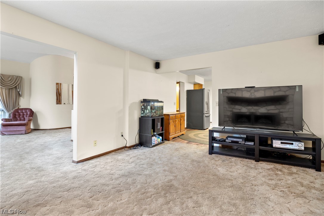 11651 Robson Road Grafton, OH 44044 - Photo 9 of 49 Gallery Image 9