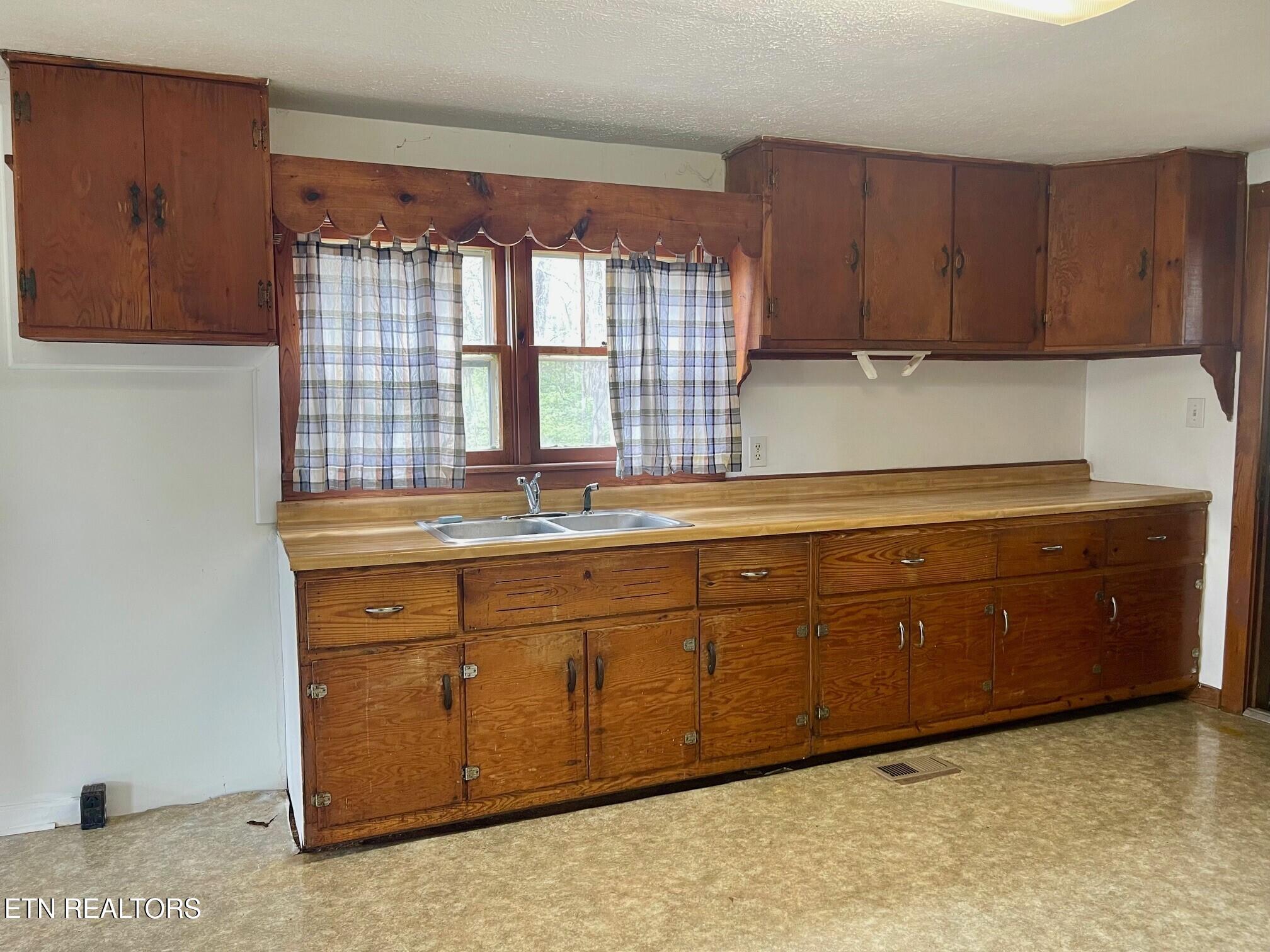 3535 Mint Road Maryville, TN 37803 - Photo 11 of 53 Kitchen