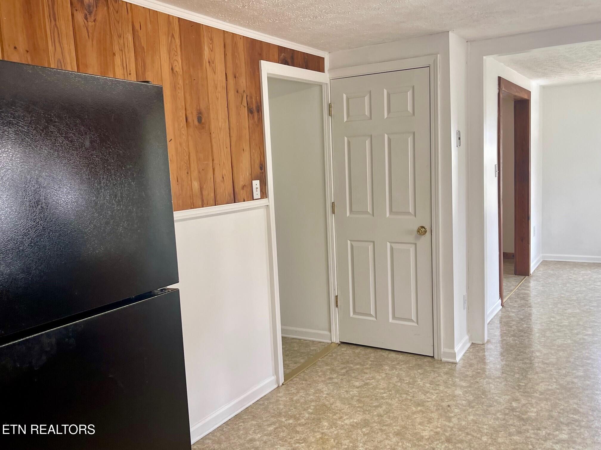 3535 Mint Road Maryville, TN 37803 - Photo 13 of 53 Kitchen with Pantry