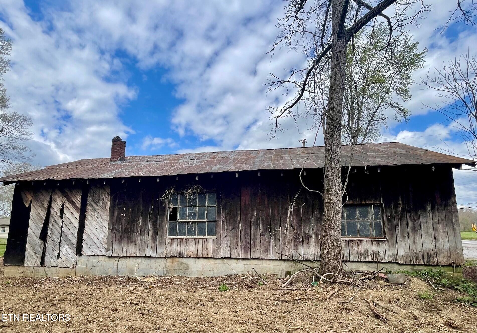 3535 Mint Road Maryville, TN 37803 - Photo 41 of 53 Large Workshop