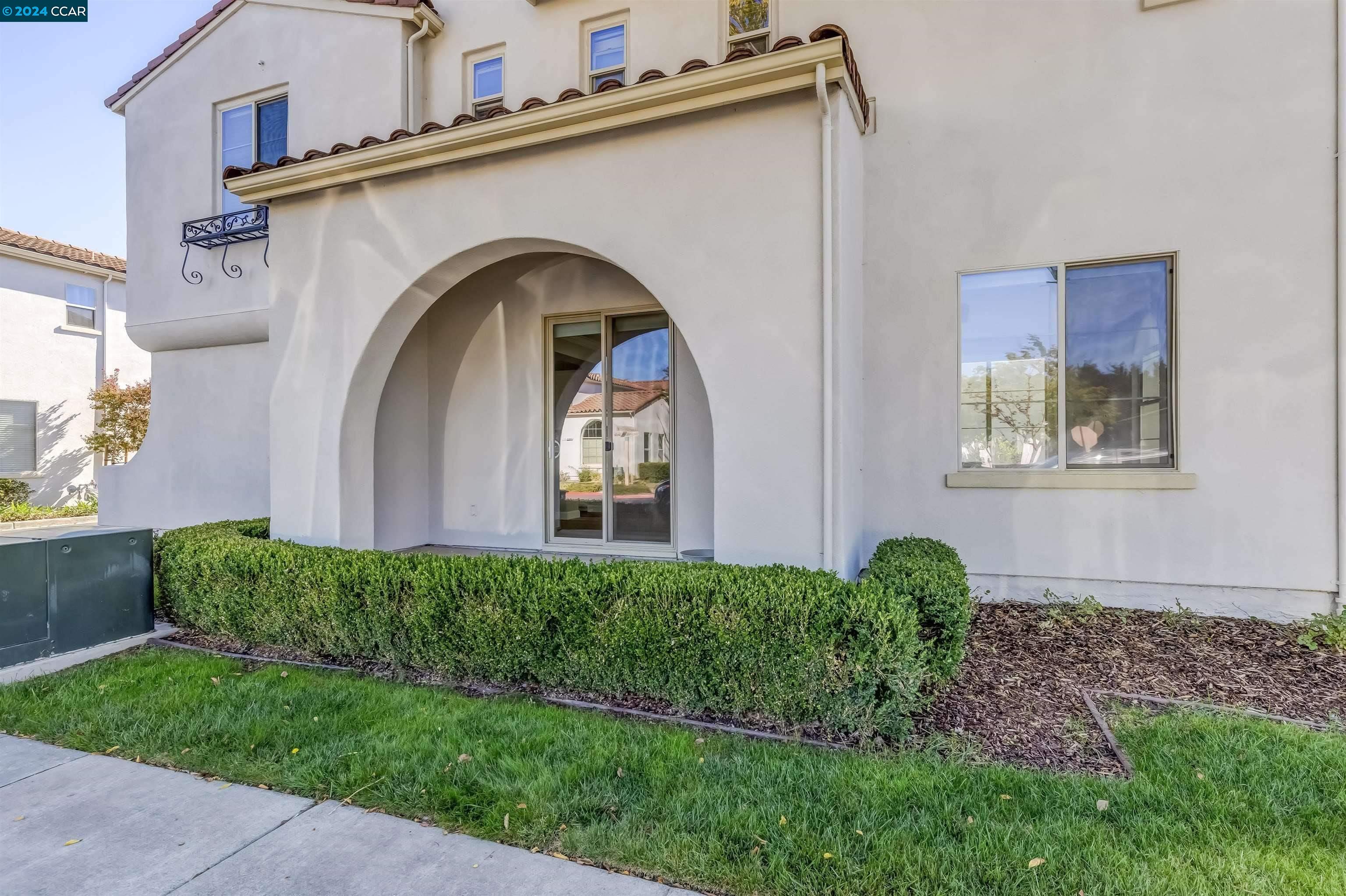 2000 Amaryllis San Ramon, CA 94583 - Photo 18 of 20 a front view of a house with garden