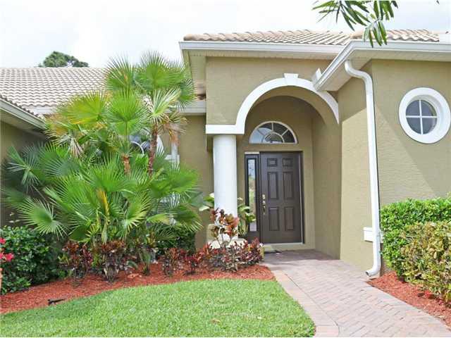 2083 Southwest Panther Trace Stuart, FL 34997 - Photo 2 of 20 Gallery Image 2