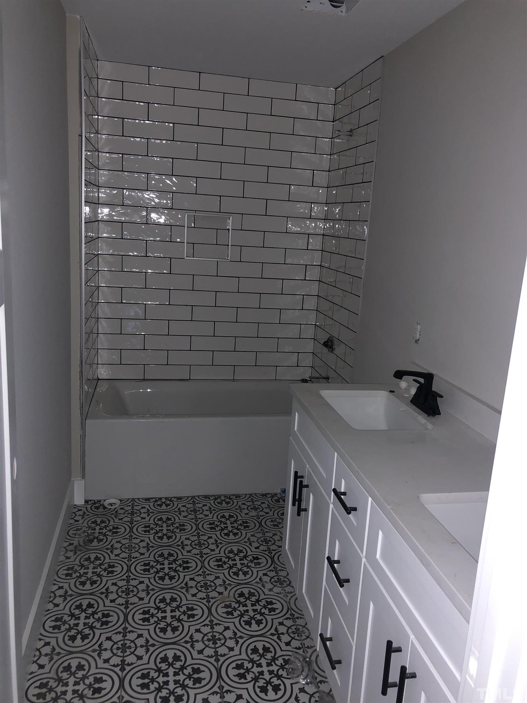 809 South East Street Raleigh, NC 27601 - Photo 17 of 17