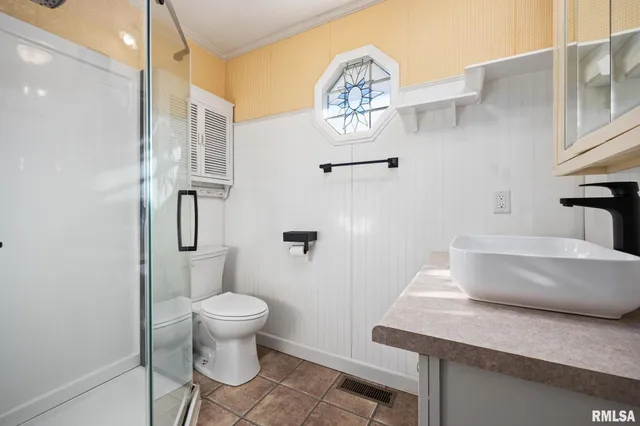 $189,000 | 706 North Main Street, Washington, IL 61571