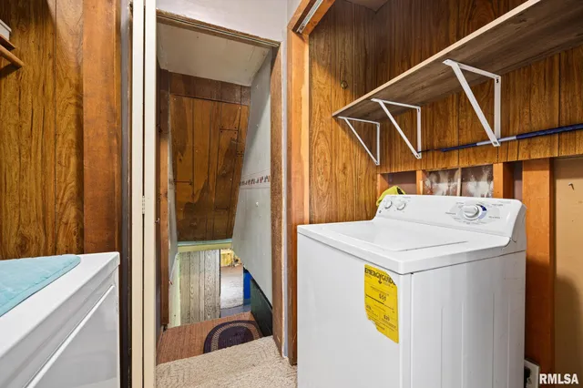 $189,000 | 706 North Main Street, Washington, IL 61571