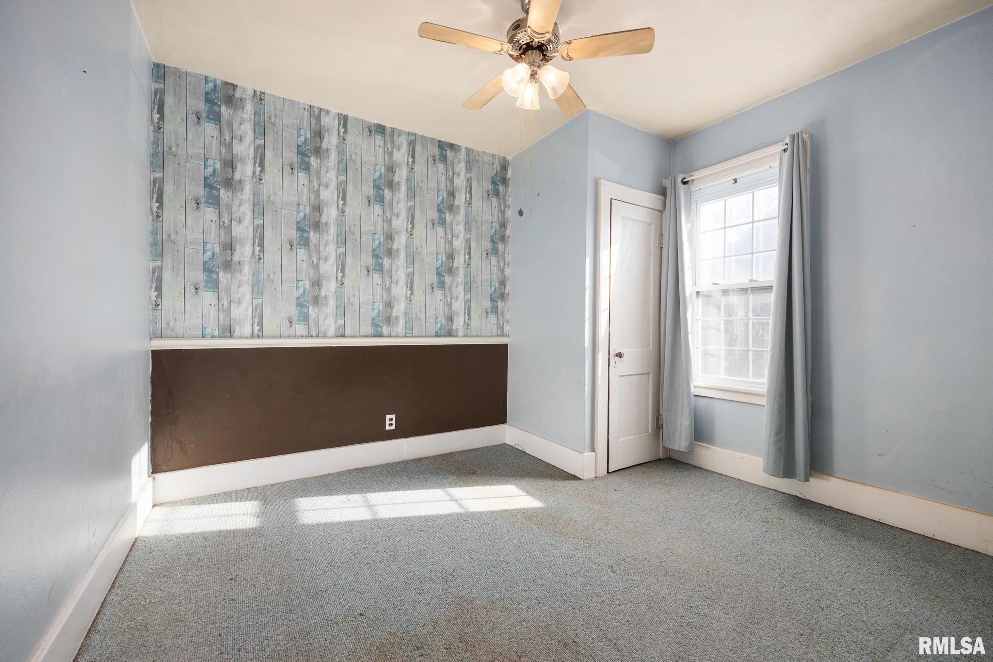 706 North Main Street Washington, IL 61571 - Photo 23 of 44