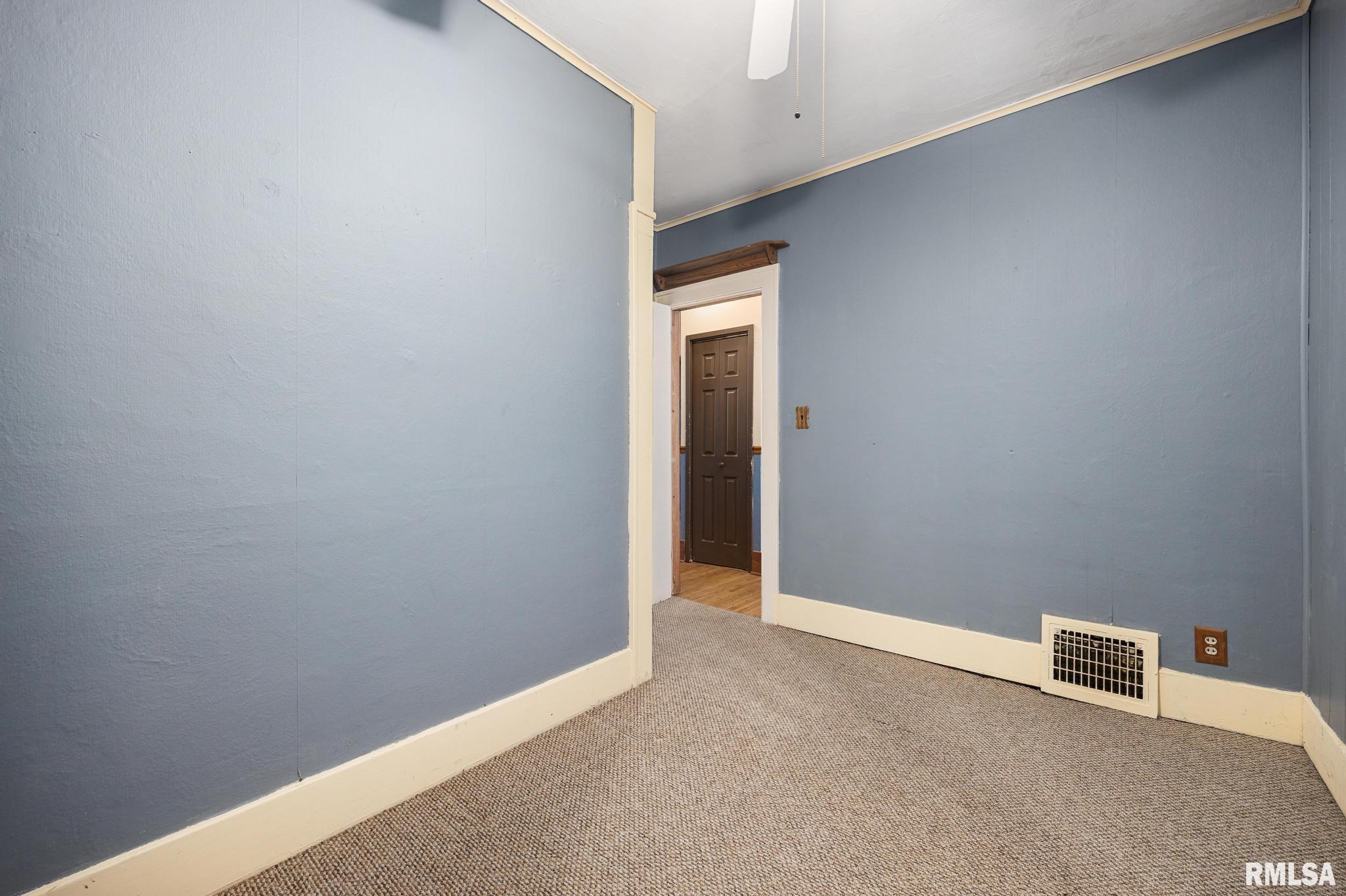 706 North Main Street Washington, IL 61571 - Photo 28 of 44