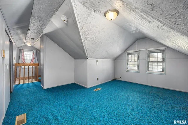 $189,000 | 706 North Main Street, Washington, IL 61571