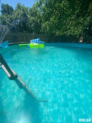 $189,000 | 706 North Main Street, Washington, IL 61571