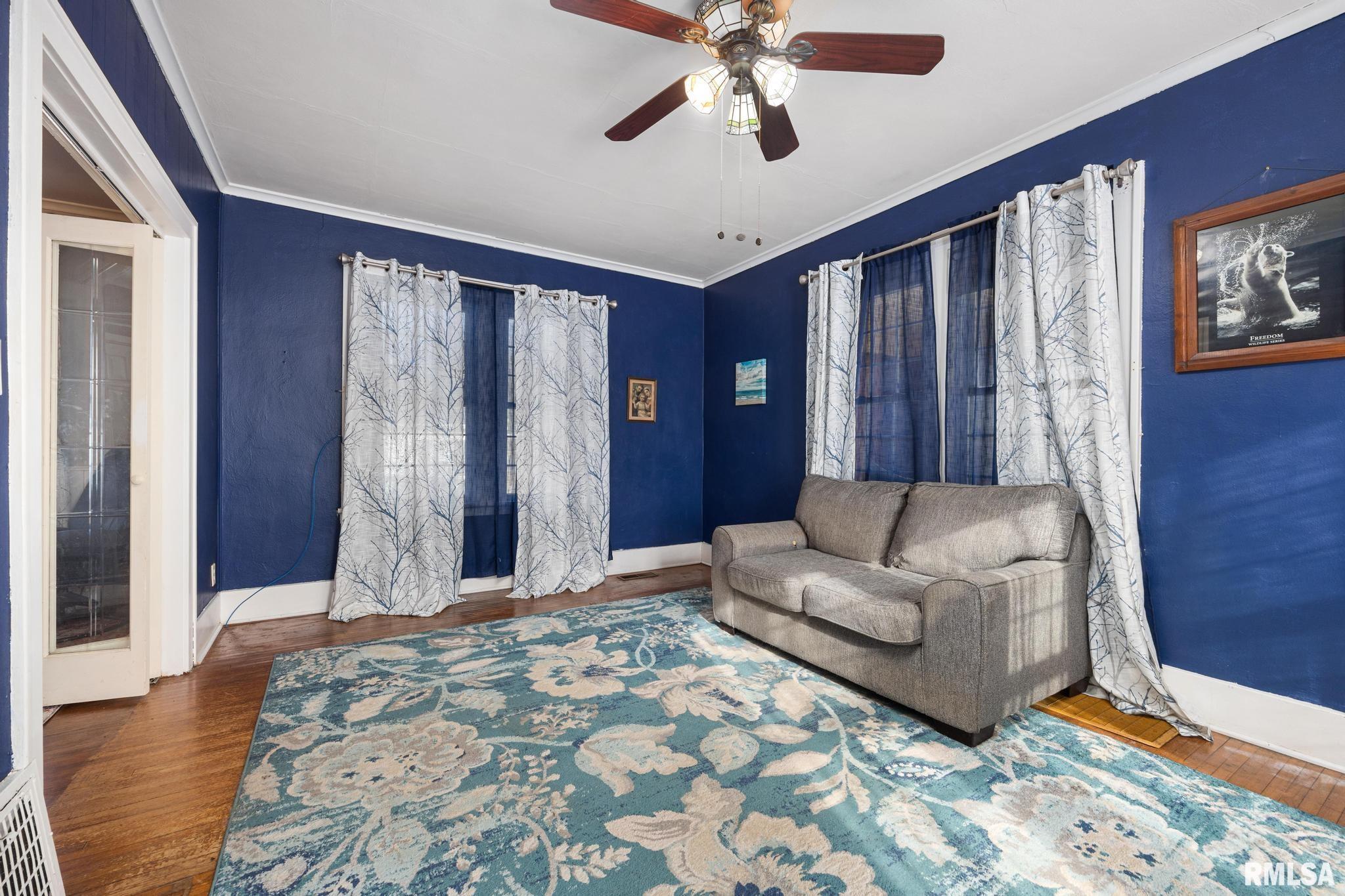 706 North Main Street Washington, IL 61571 - Photo 7 of 44