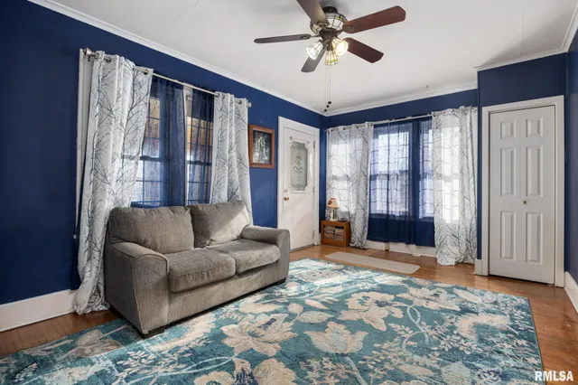 $189,000 | 706 North Main Street, Washington, IL 61571