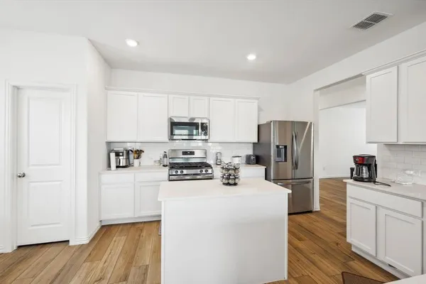 $2,400 | 3512 Chasemoor Drive, Denton, TX 76207