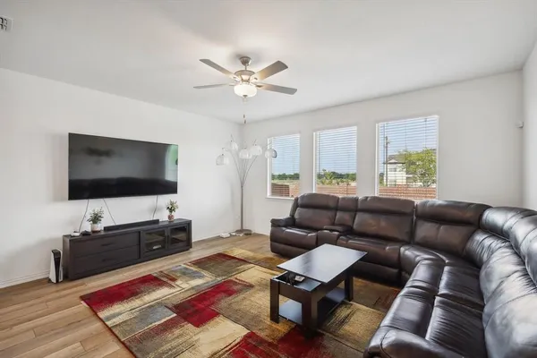 $2,400 | 3512 Chasemoor Drive, Denton, TX 76207