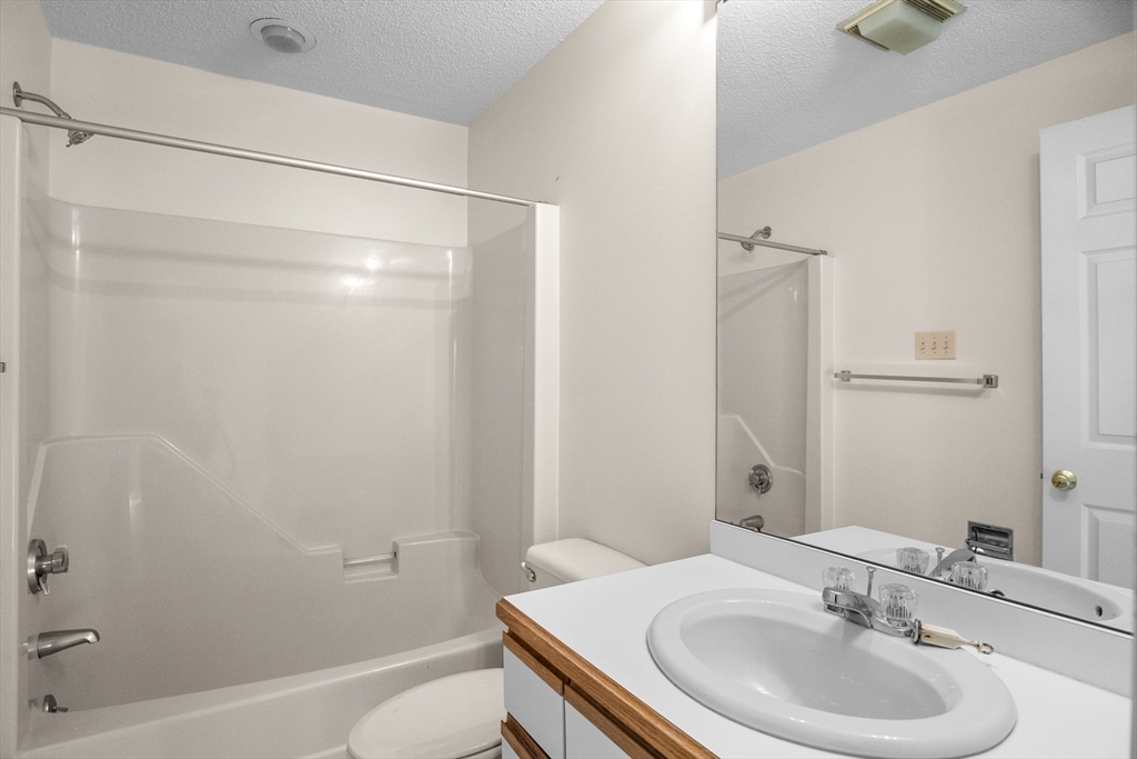 37 Constitution Lane, Unit 115 Danvers, MA 01923 - Photo 29 of 42