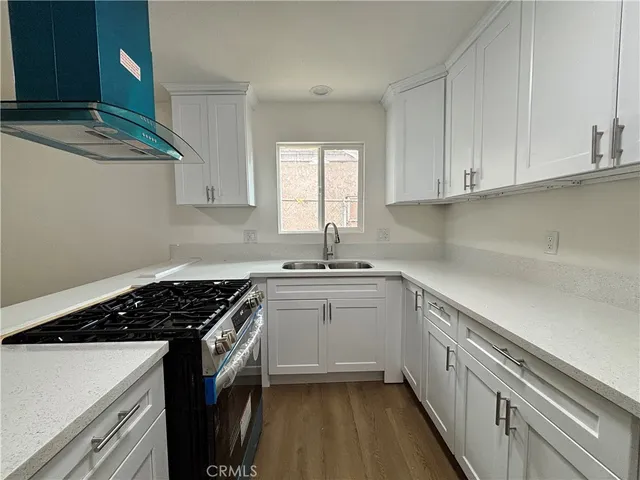$634,000 | 1705 East 111th Place, Los Angeles, CA 90059