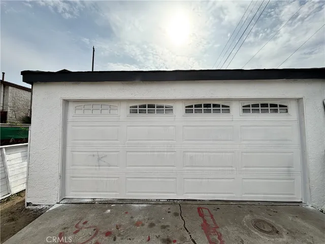 $634,000 | 1705 East 111th Place, Los Angeles, CA 90059