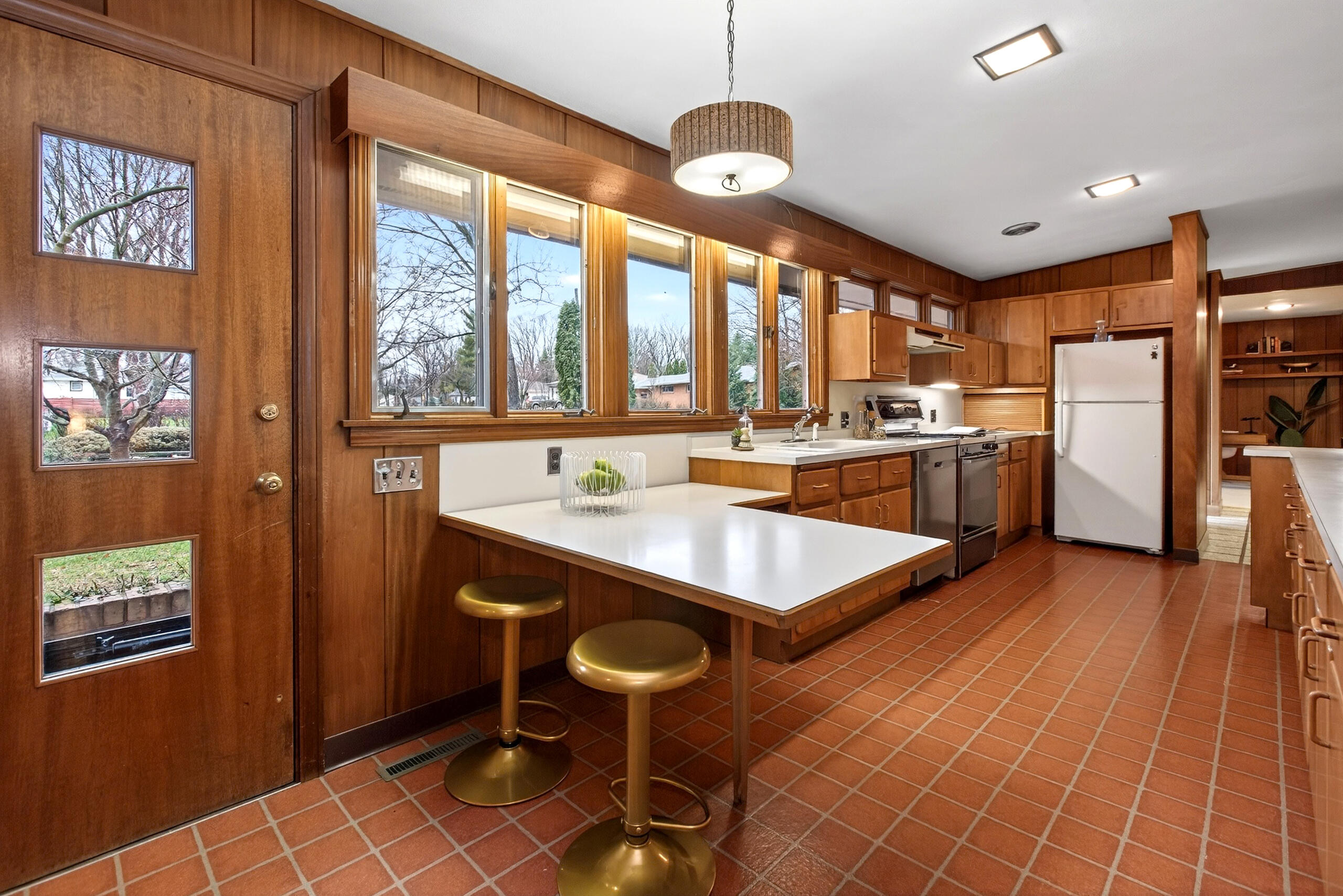 1301 Lewis Avenue St. Joseph, MI 49085 - Photo 12 of 34 20