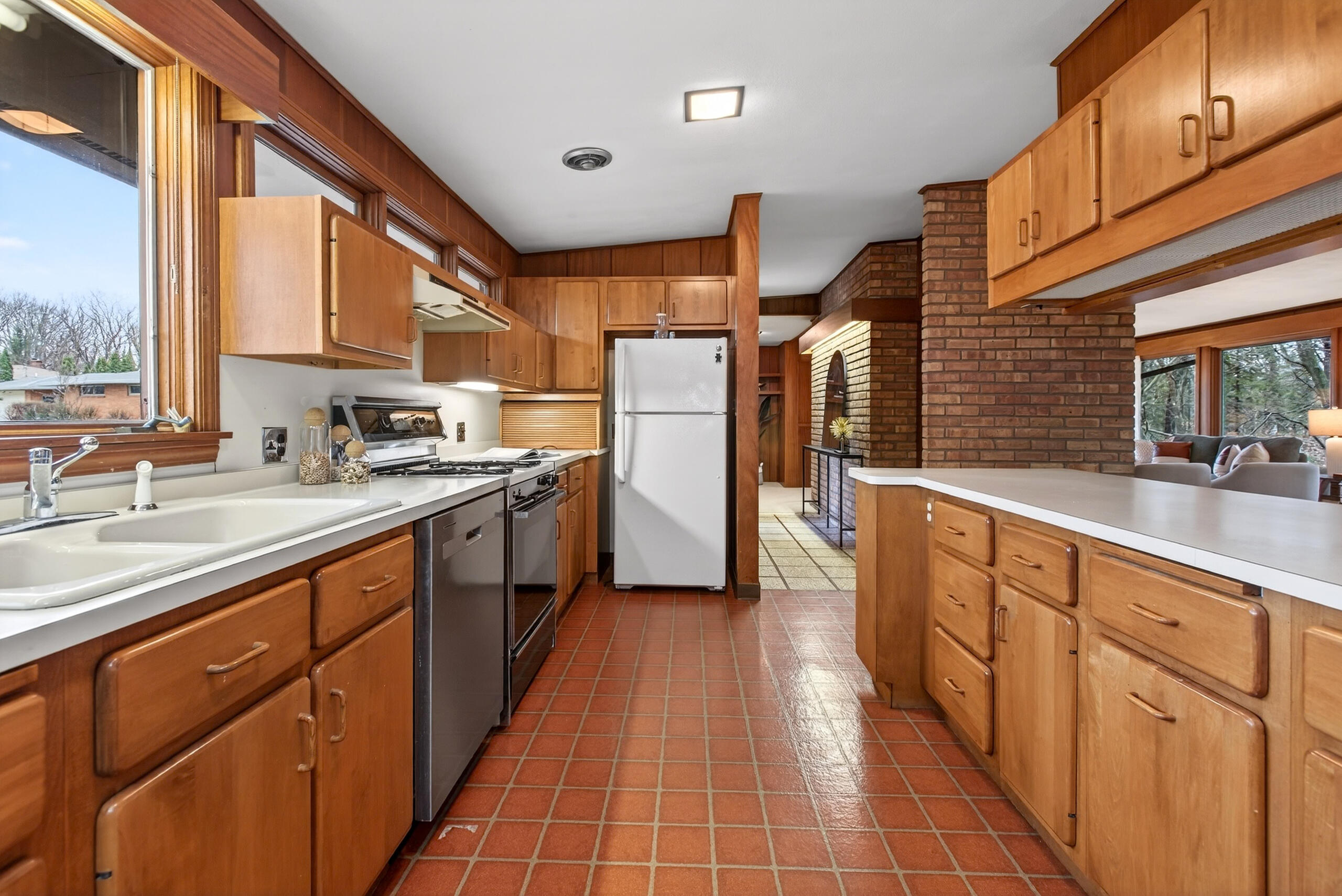 1301 Lewis Avenue St. Joseph, MI 49085 - Photo 15 of 34 18