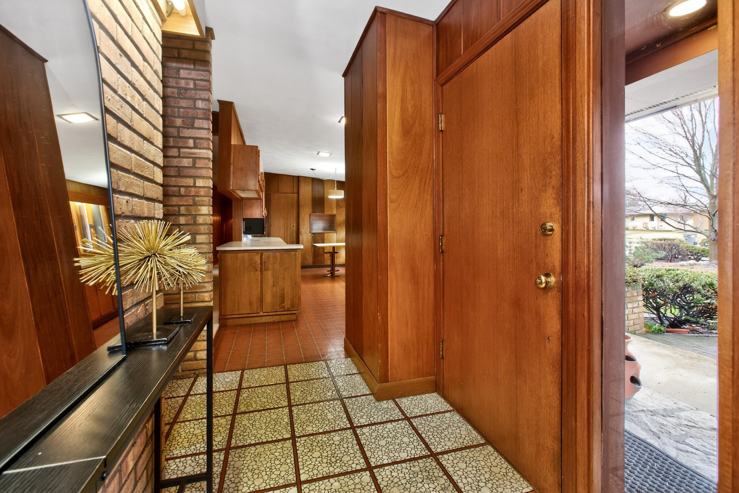 1301 Lewis Avenue St. Joseph, MI 49085 - Photo 2 of 34 13