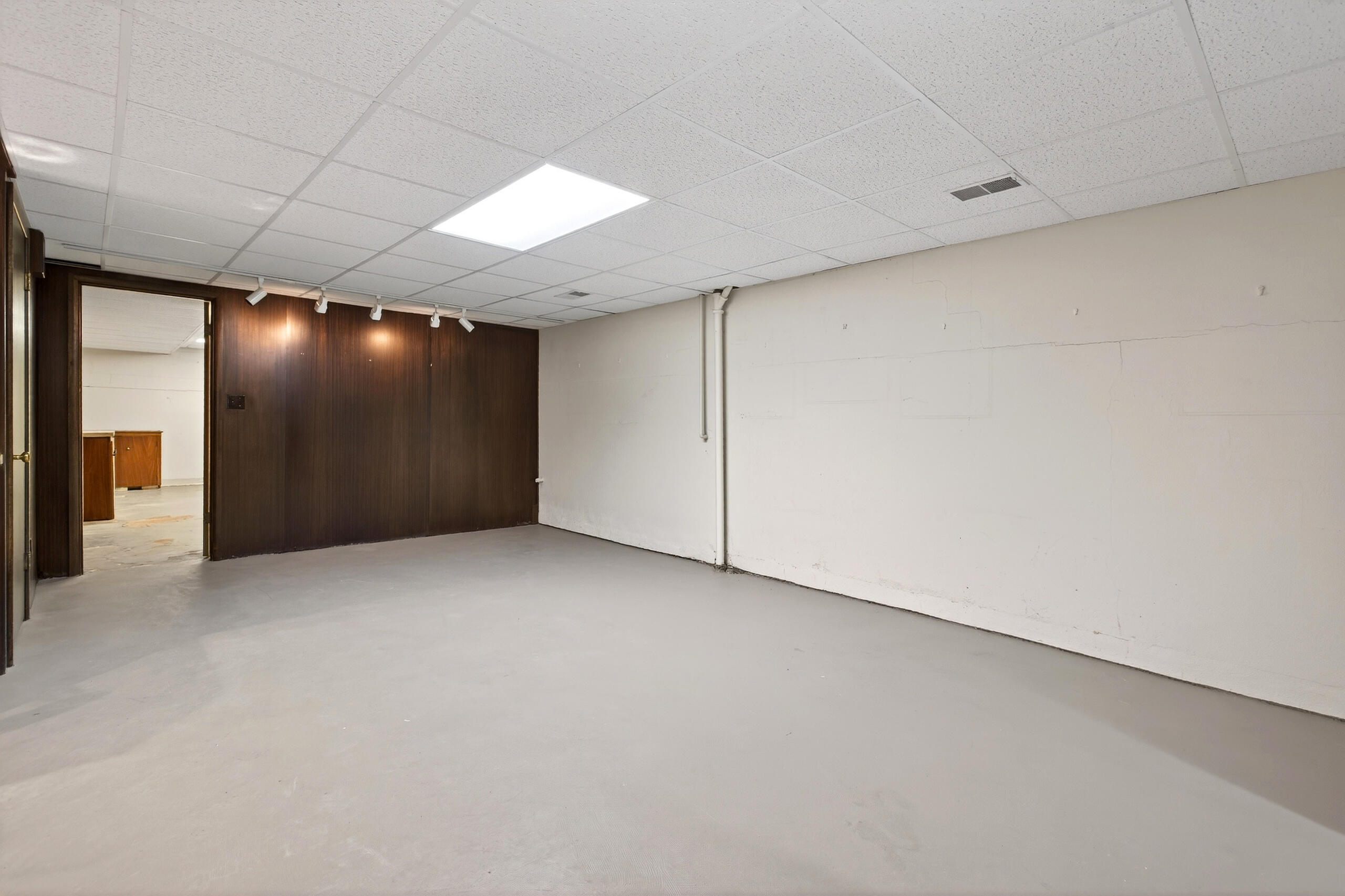 1301 Lewis Avenue St. Joseph, MI 49085 - Photo 29 of 34 38