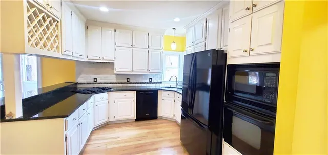 $599,900 | 2899 Greystone Cove North, Chamblee, GA 30341