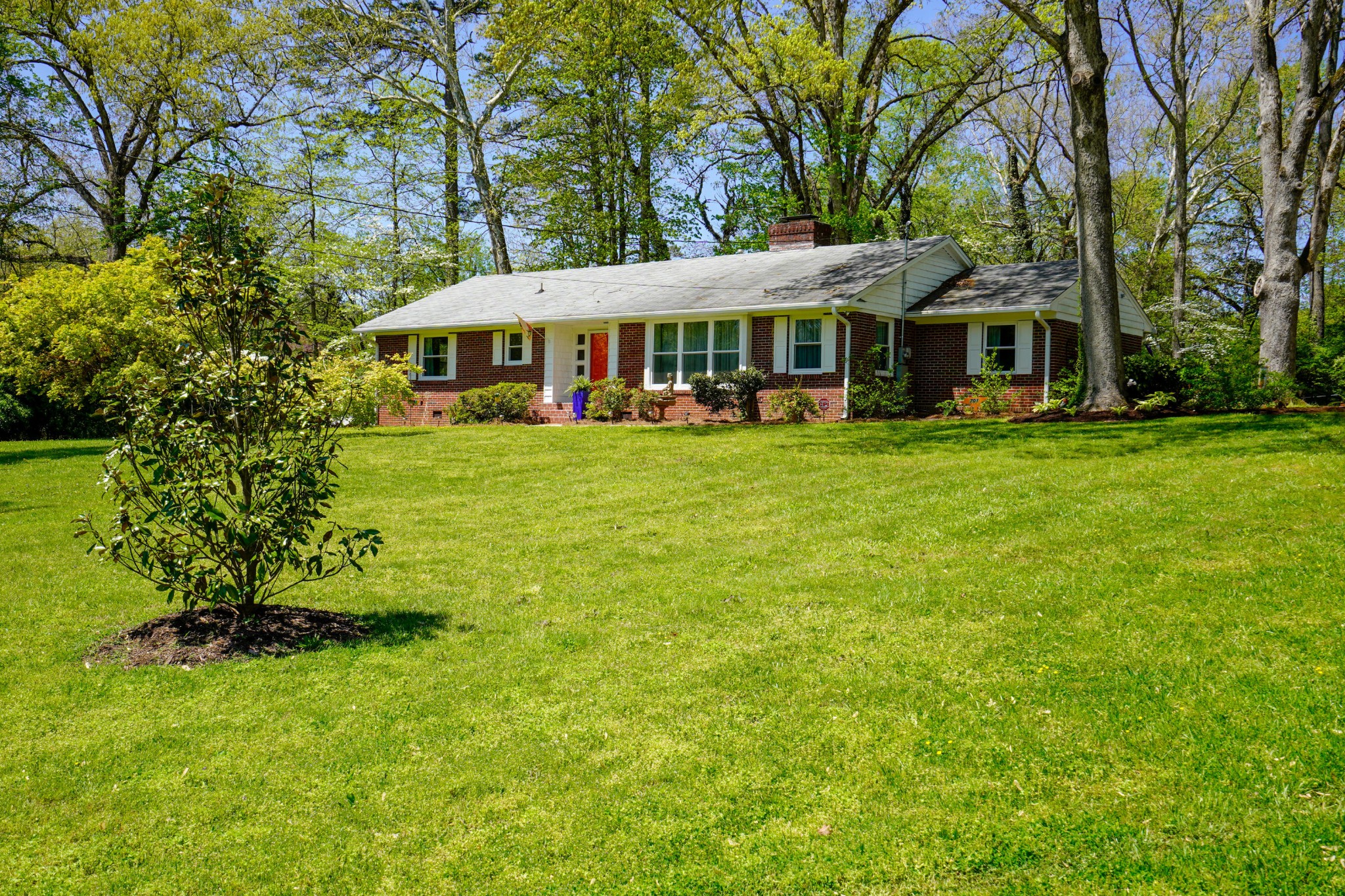 701 Kesterson Road Knoxville, TN 37918 - Photo 1 of 33 Gallery Image 1