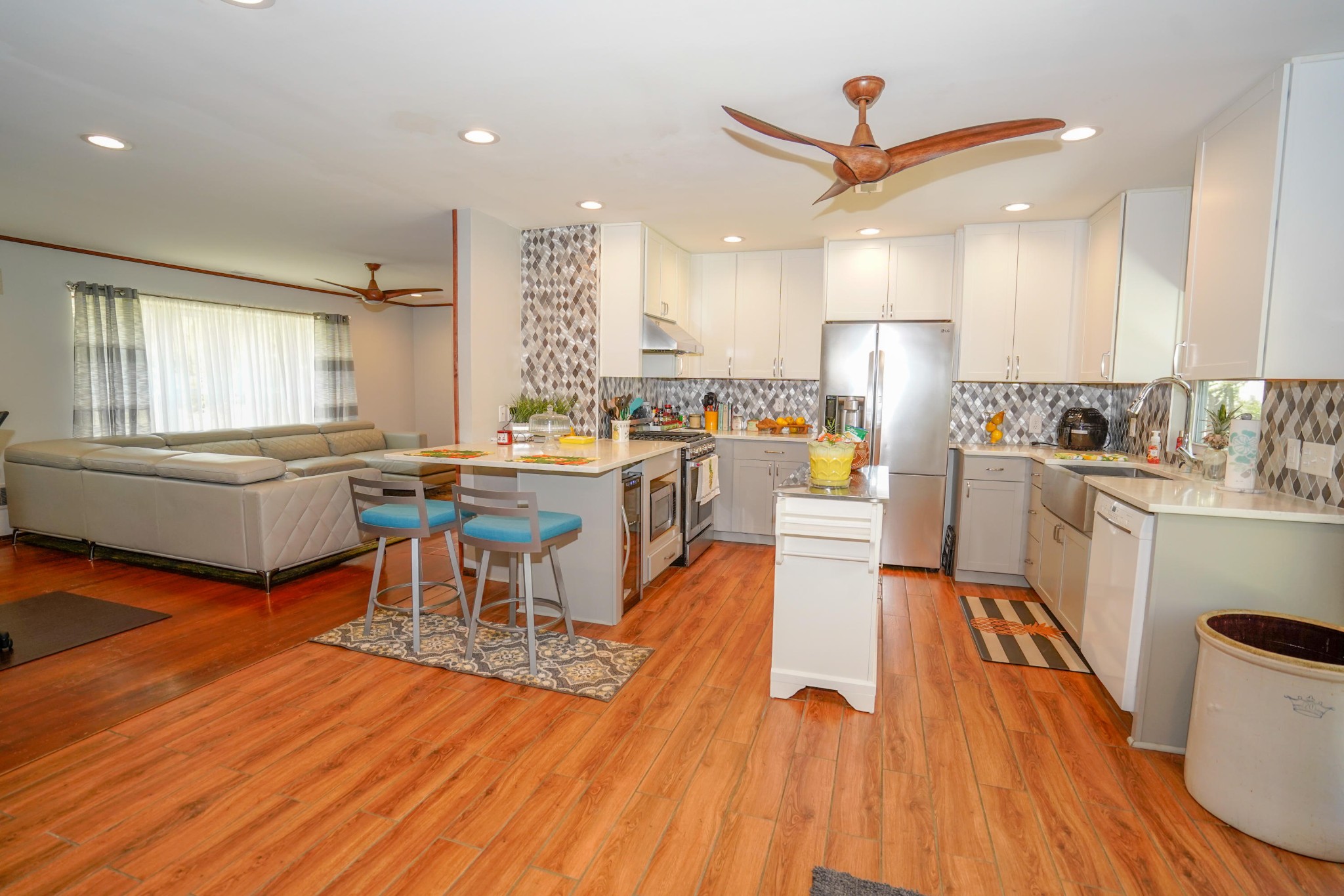 701 Kesterson Road Knoxville, TN 37918 - Photo 7 of 33 Gallery Image 7