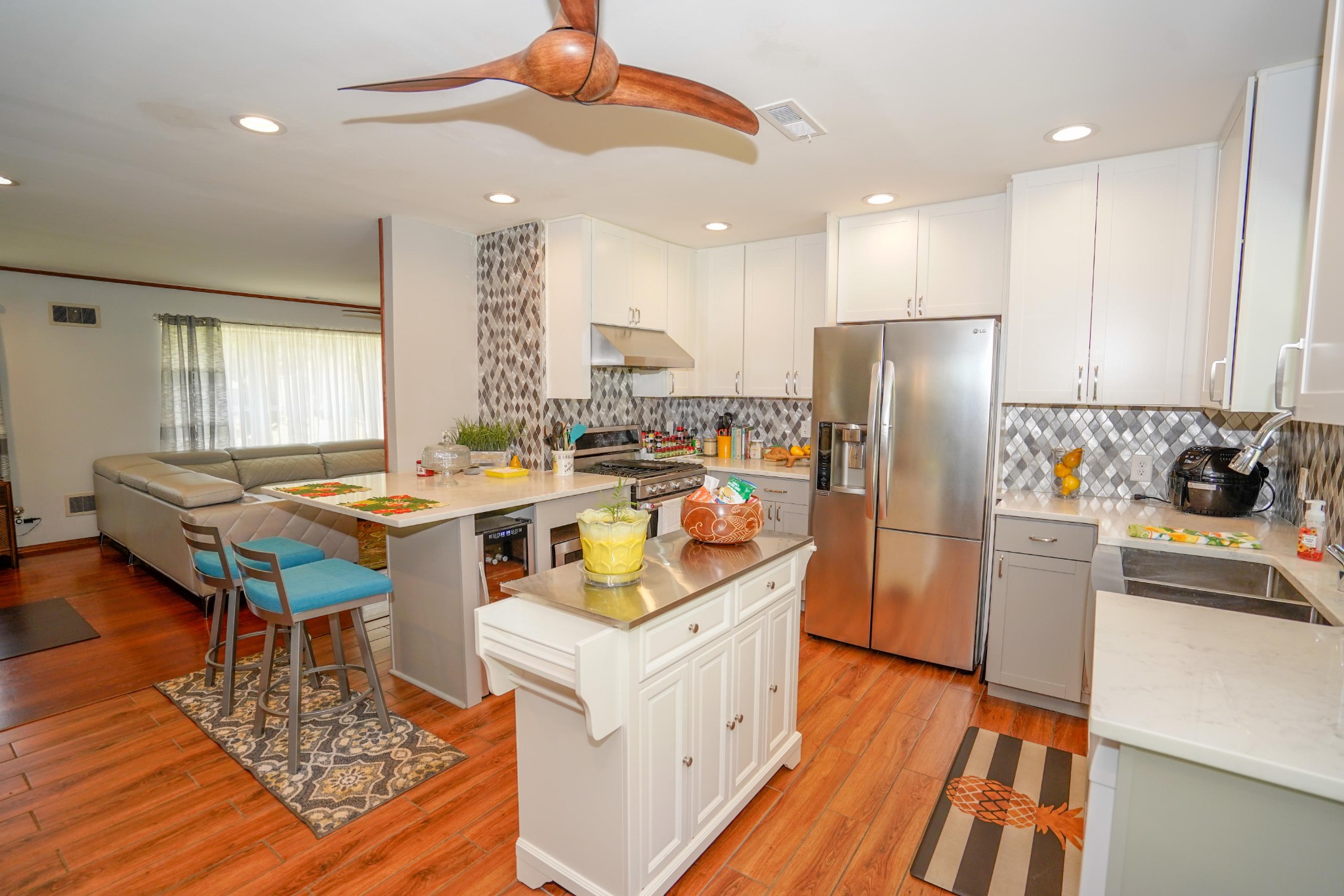 701 Kesterson Road Knoxville, TN 37918 - Photo 8 of 33 Gallery Image 8