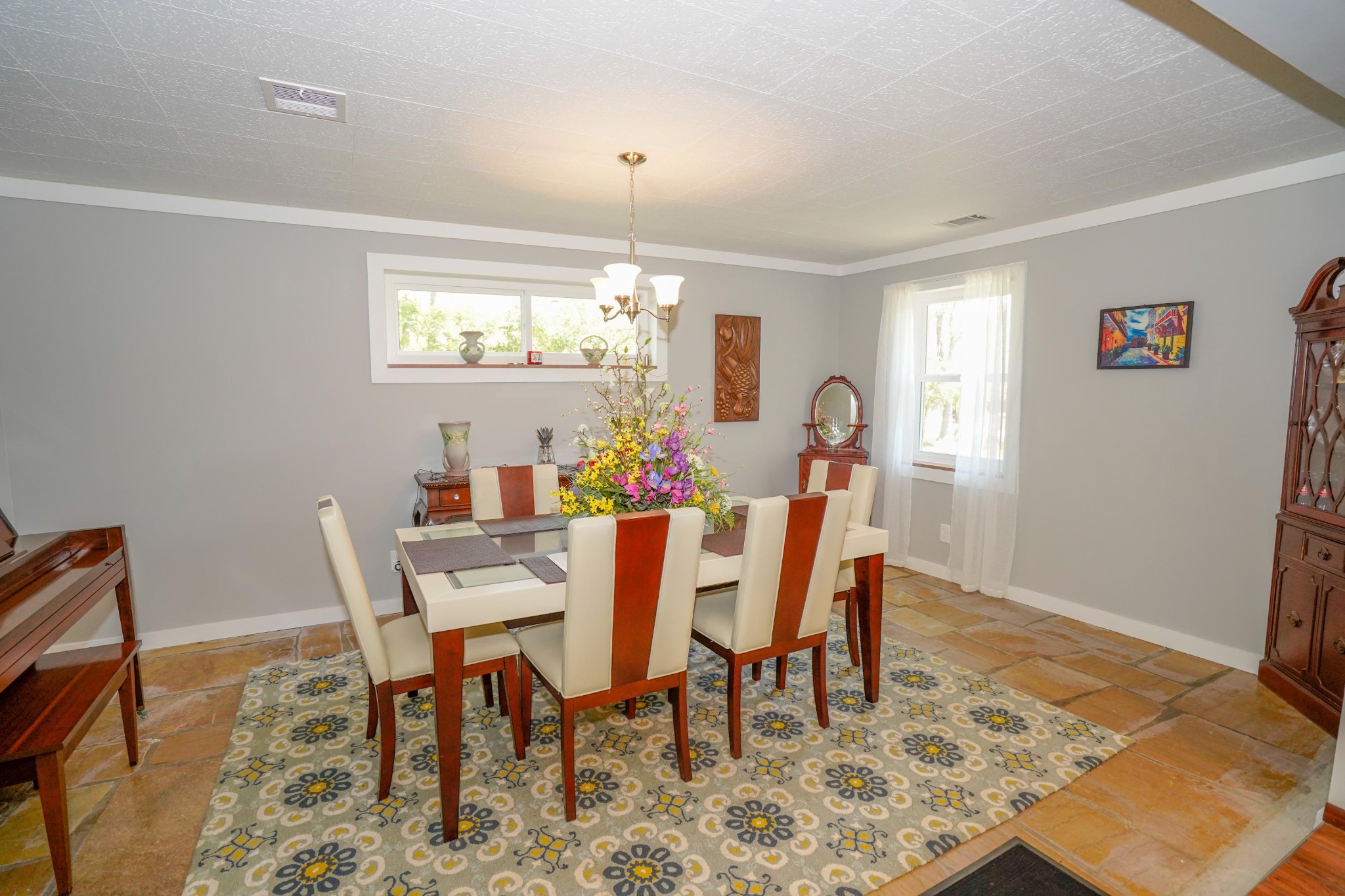 701 Kesterson Road Knoxville, TN 37918 - Photo 9 of 33 Gallery Image 9
