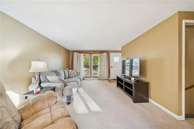 $209,900 | 431 Fieldstone Drive, Monroeville, PA 15146