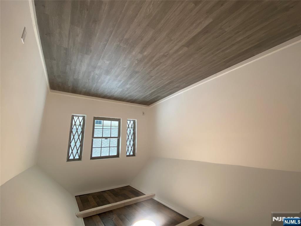 332 Terrace Avenue, Unit 2 Hasbrouck Heights, NJ 07604 - Photo 15 of 18