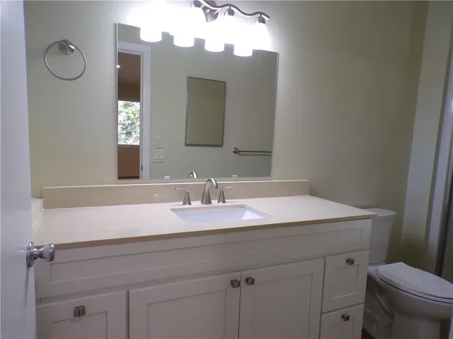 $2,250 | 144 Edaville Court, Warwick, RI 02886