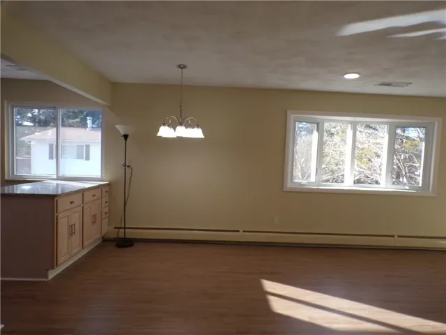 $2,250 | 144 Edaville Court, Warwick, RI 02886