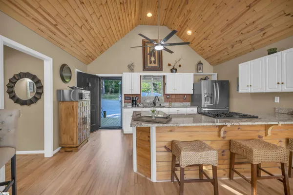 $473,000 | 161 Pioneer Road, Waterloo, SC 29384