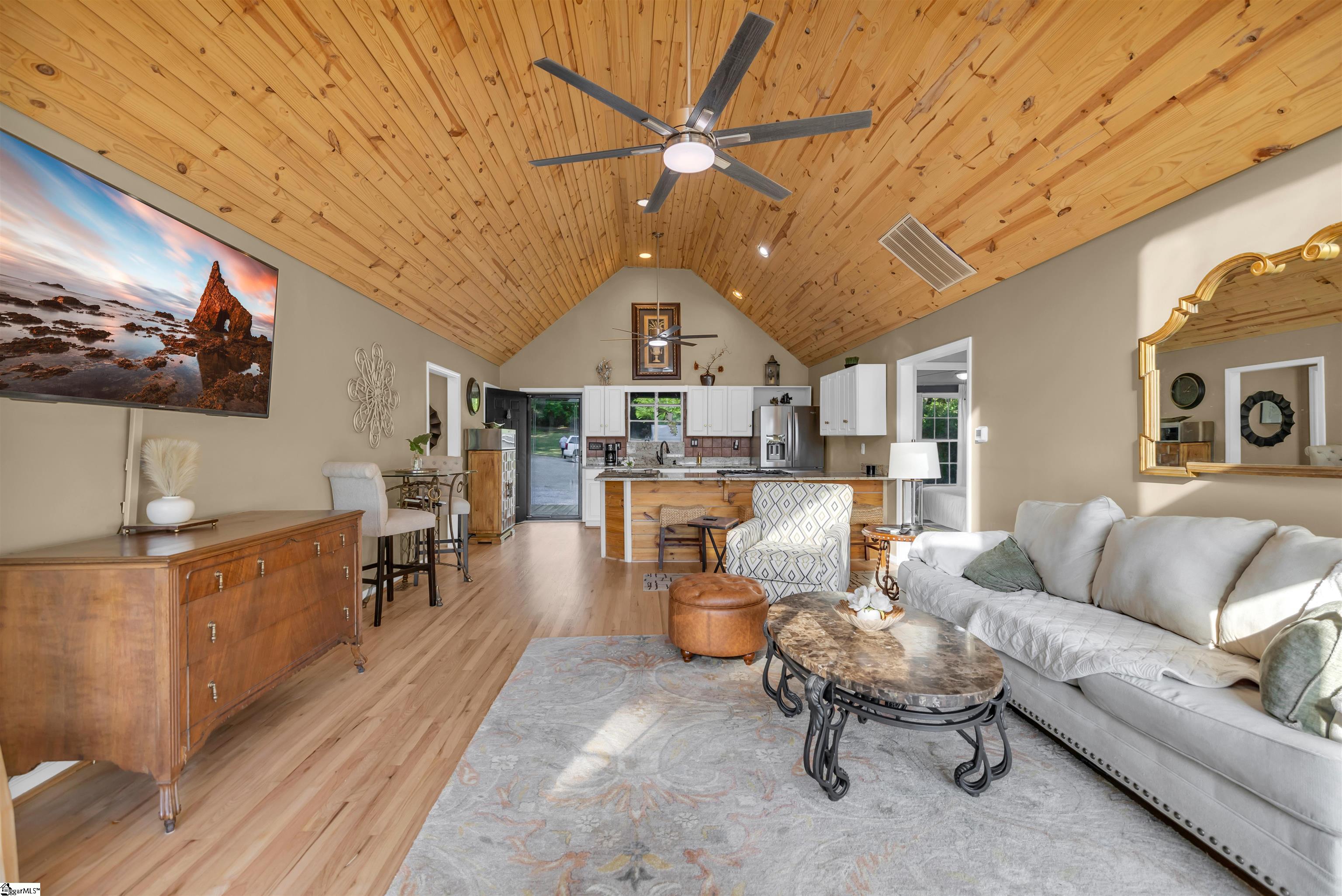 161 Pioneer Road Waterloo, SC 29384 - Photo 13 of 34