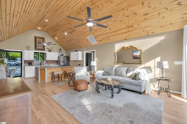 $473,000 | 161 Pioneer Road, Waterloo, SC 29384