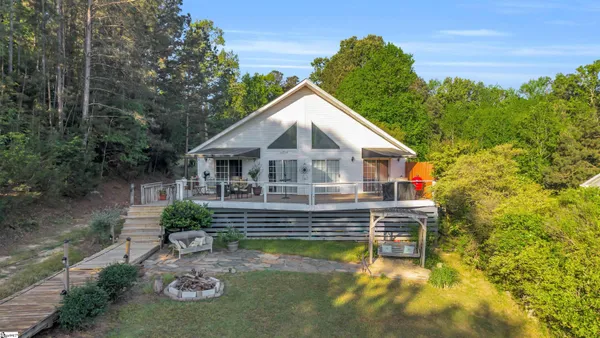 $473,000 | 161 Pioneer Road, Waterloo, SC 29384