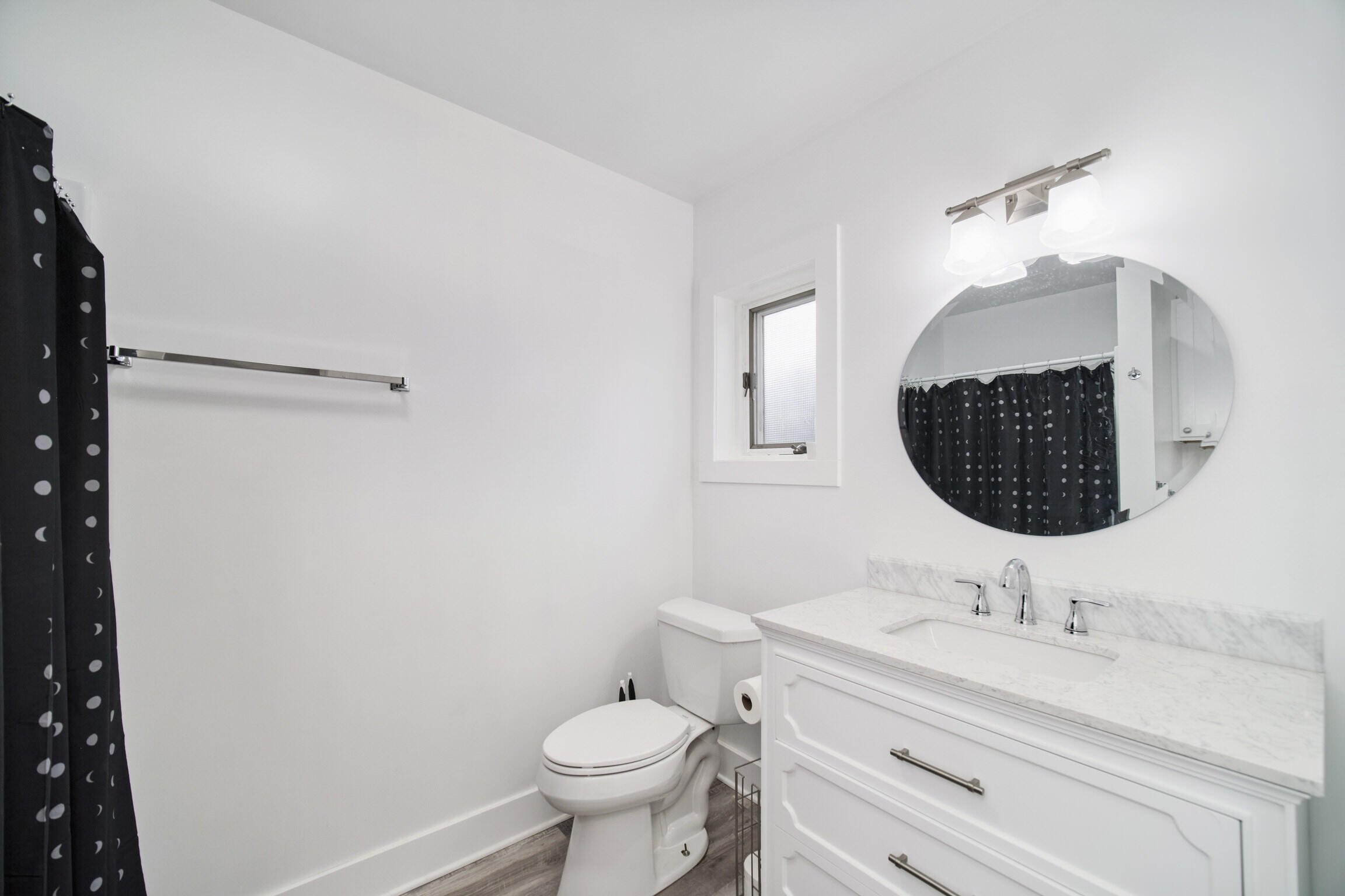 304 1st Avenue Manistee, MI 49660 - Photo 30 of 50 Primary Bathroom