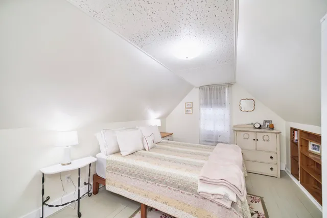 $289,000 | 304 1st Avenue, Manistee, MI 49660