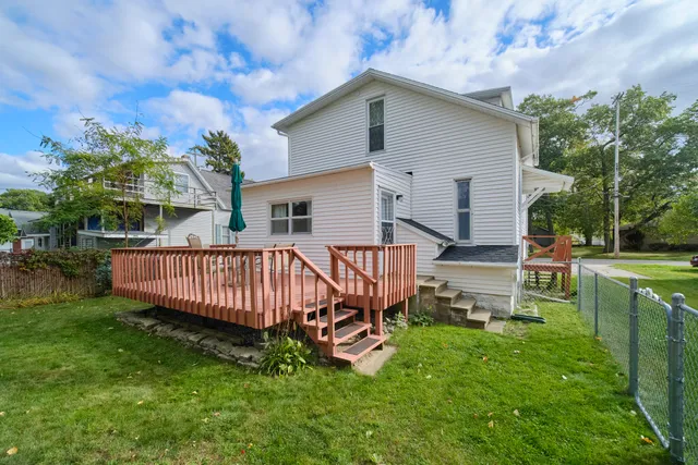 $289,000 | 304 1st Avenue, Manistee, MI 49660