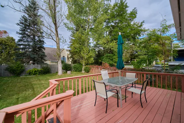 $289,000 | 304 1st Avenue, Manistee, MI 49660