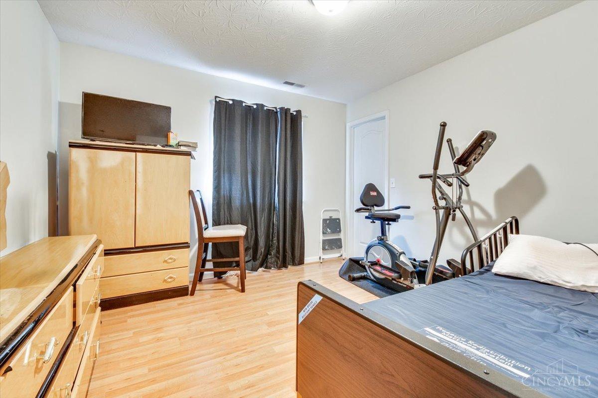 4563 Foley Road, Unit 1 Cincinnati, OH 45238 - Photo 8 of 24 Gallery Image 8