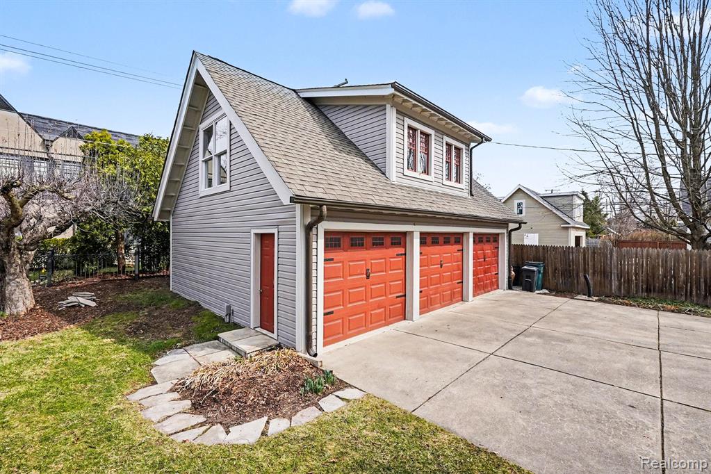 1235 Yorkshire Road Birmingham, MI 48009 - Photo 36 of 36