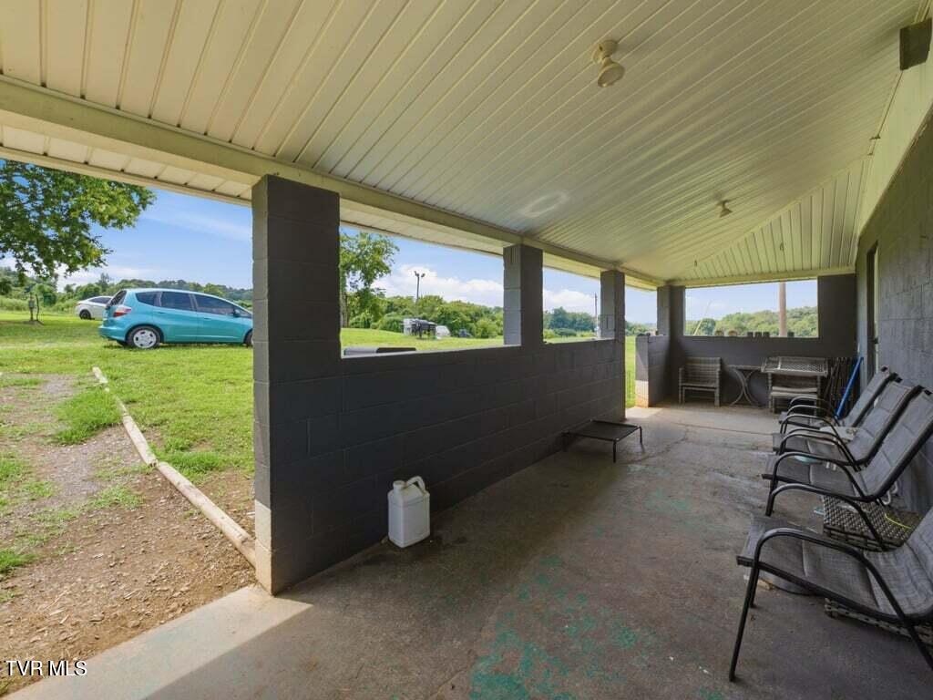 990 Dover Road Morristown, TN 37813 - Photo 26 of 33 990 Dover Rd - 25