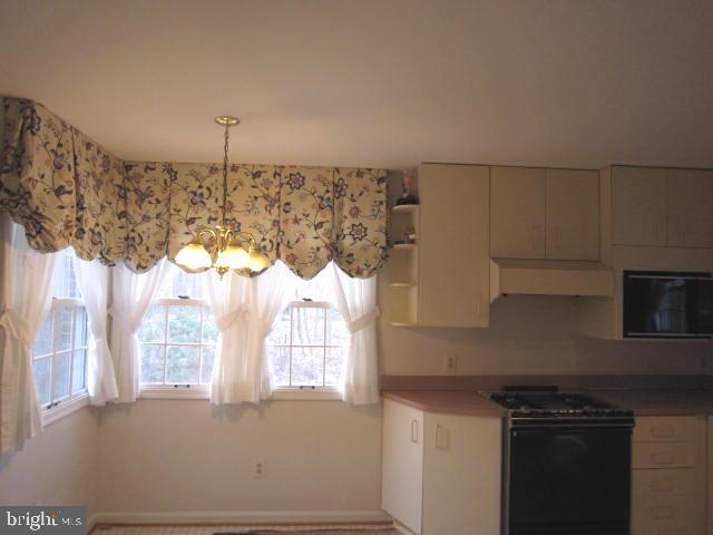 12004 Bernard Drive Silver Spring, MD 20902 - Photo 27 of 60 Table Space/Eat in Kitchen