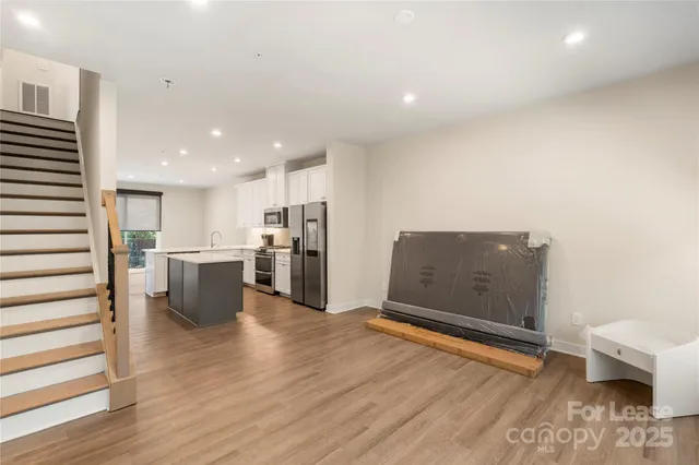 $3,900 | 128 Music Hall Way, Charlotte, NC 28203