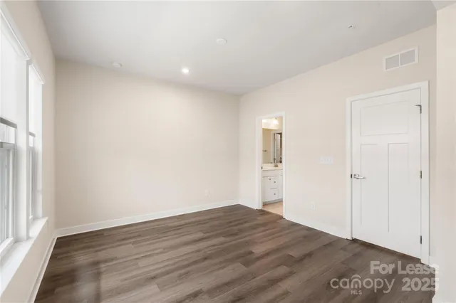 $3,900 | 128 Music Hall Way, Charlotte, NC 28203