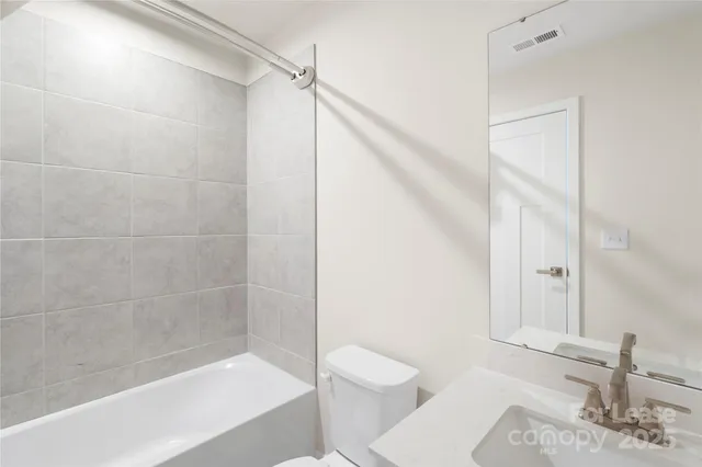 $3,900 | 128 Music Hall Way, Charlotte, NC 28203