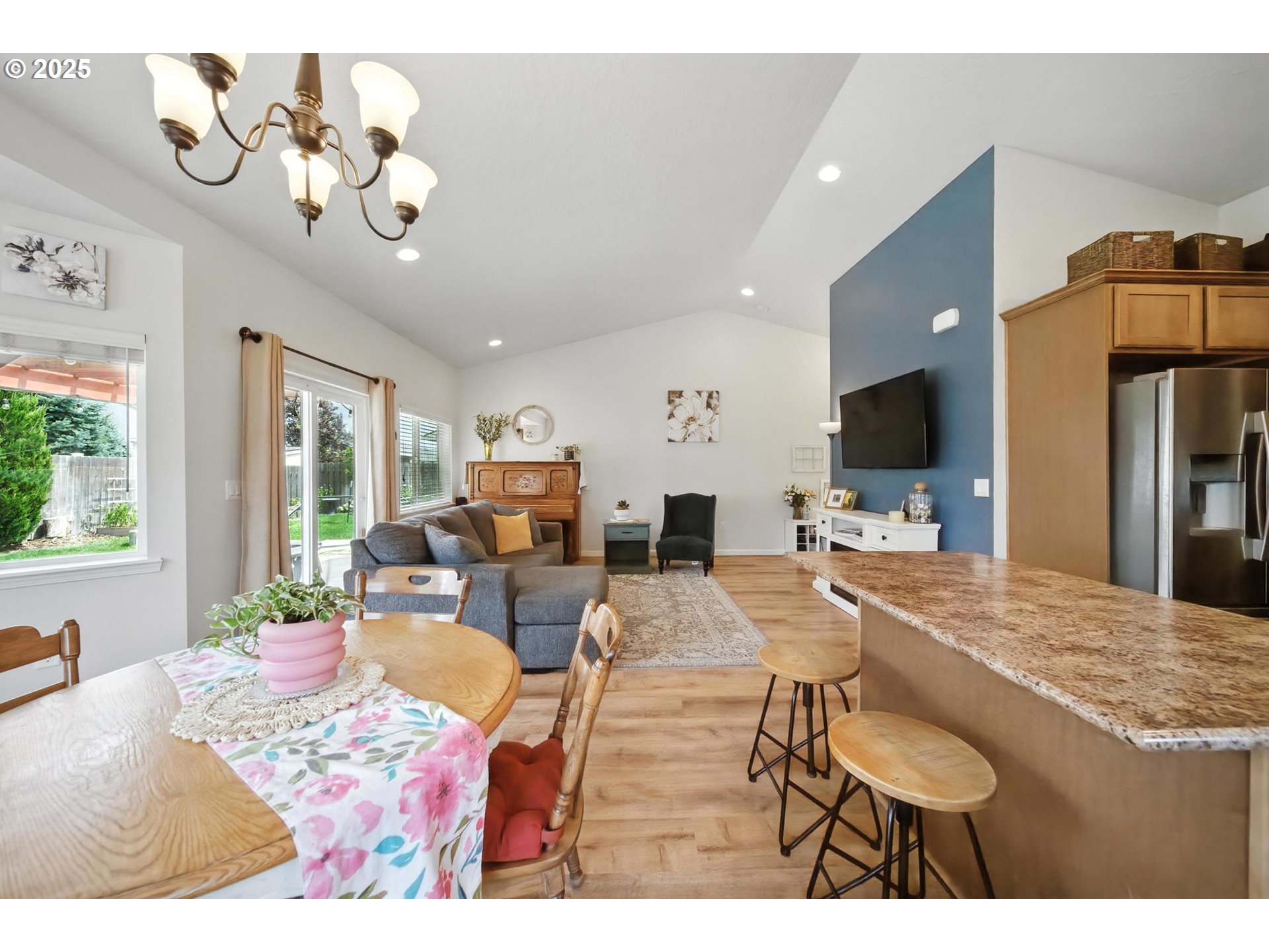 1908 Southwest 2nd Drive Pendleton, OR 97801 - Photo 13 of 40 a view of a dining room with furniture